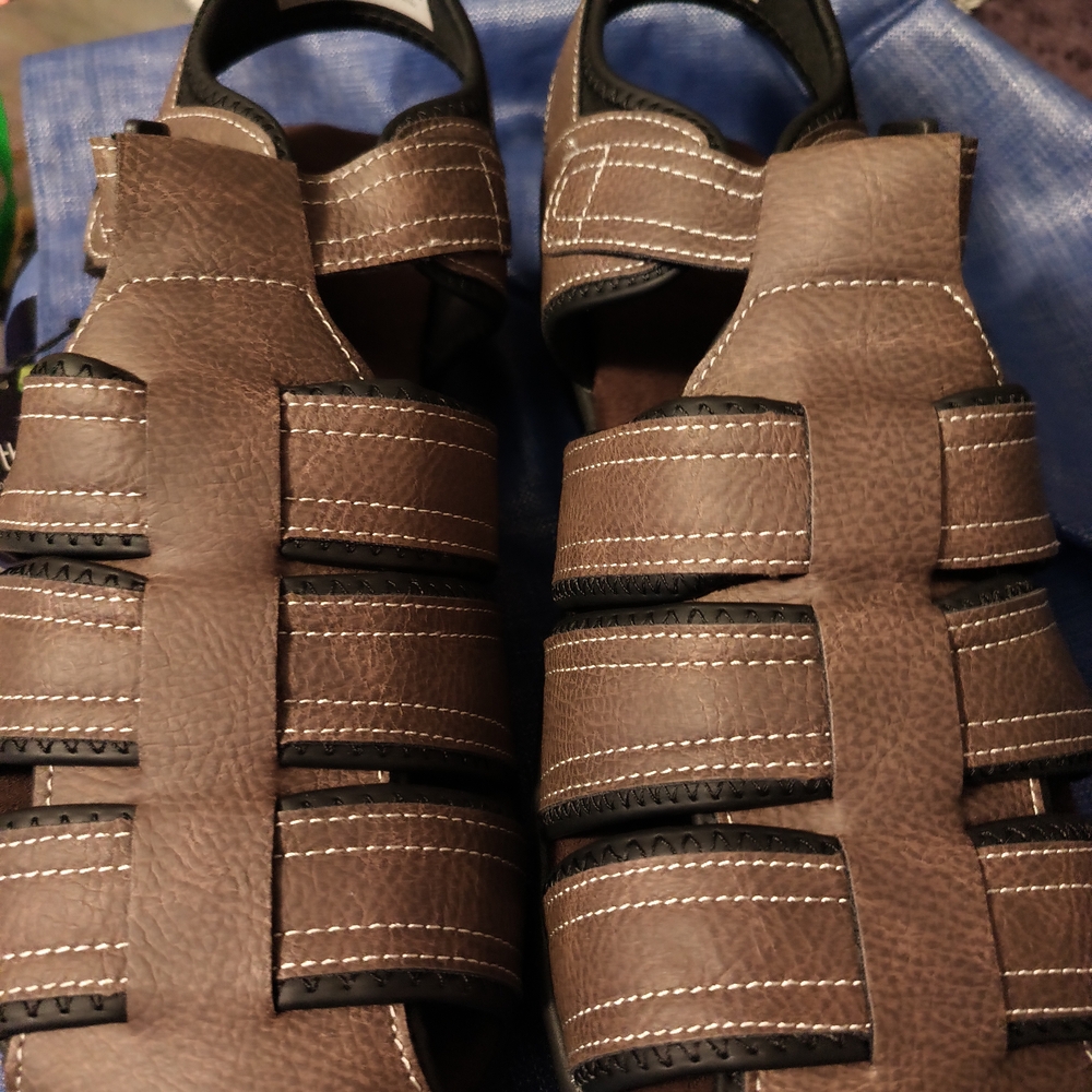 Brown Leather Sandals with Cage Design